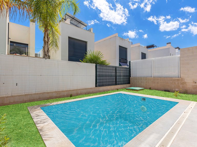 Villa for Sale in PAU 26, Orihuela Costa, Alicante 2