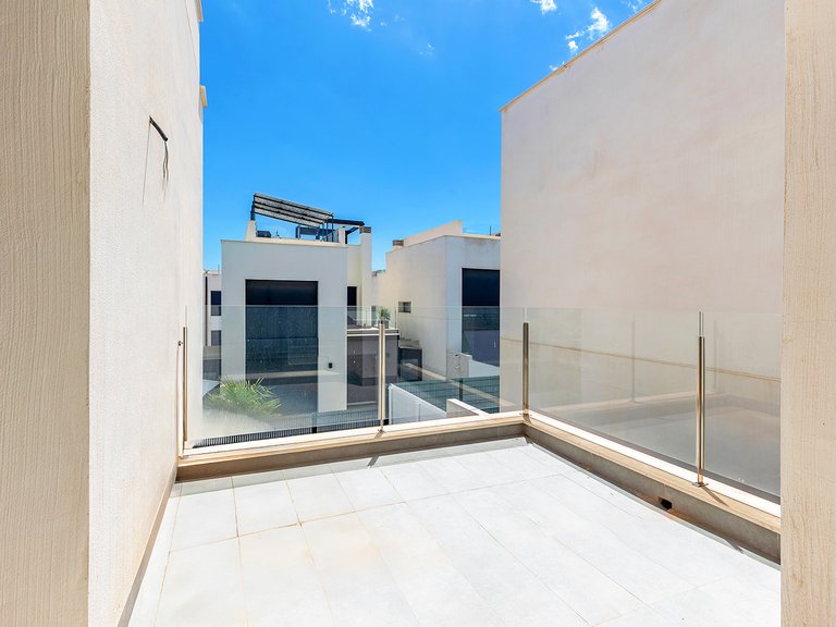 Villa for Sale in PAU 26, Orihuela Costa, Alicante 18