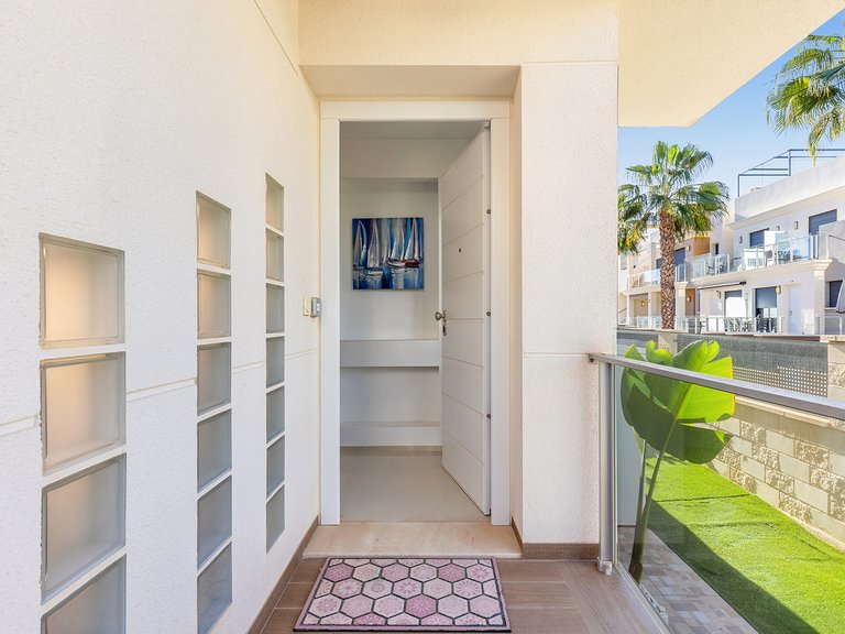 Villa for Sale in Orihuela Costa, Alicante 3