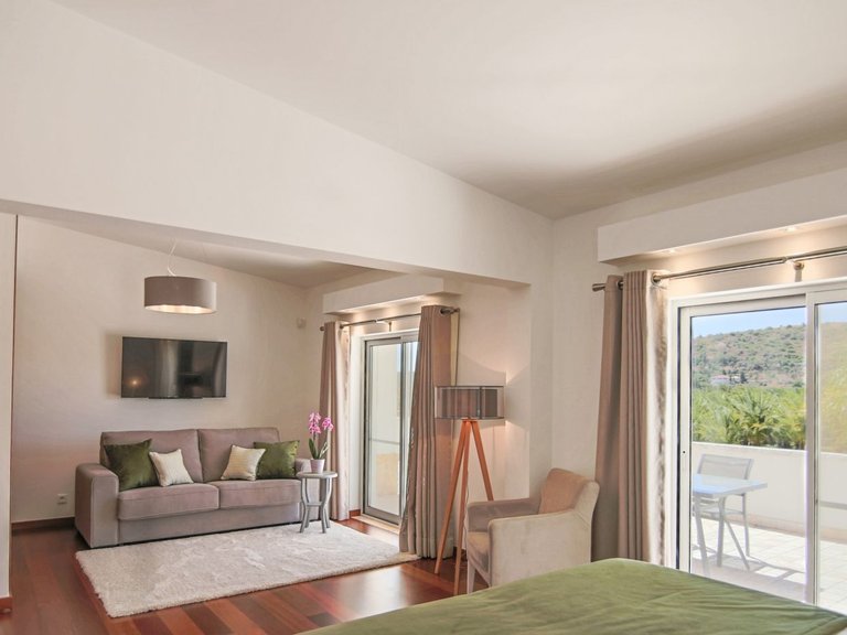 Villa for Sale in Estombar, Algarve 12