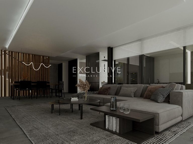 Villa for Sale in Vilamoura, Algarve 4