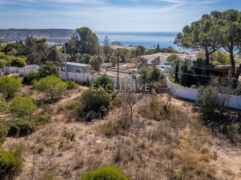 Plot for Sale in Praia Da Luz, Algarve 3