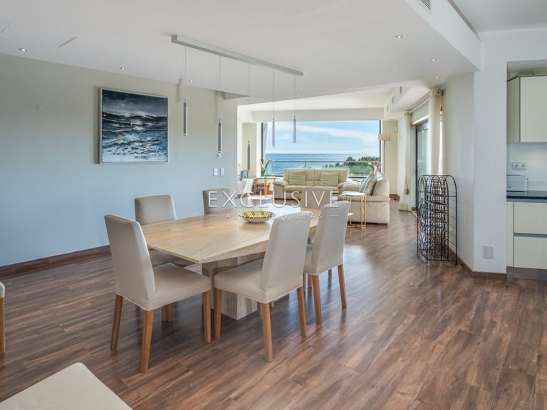 Villa for Sale in Praia Da Luz, Algarve 3