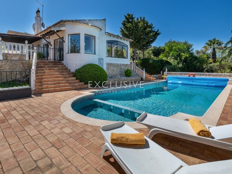 Villa for Sale in Alvor, Algarve 3