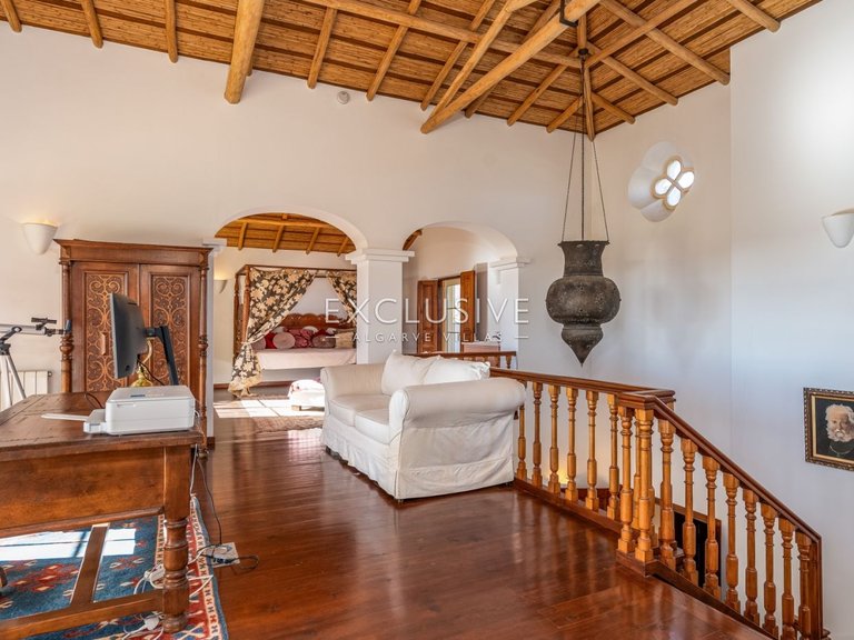 Villa for Sale in Lagos, Algarve 14