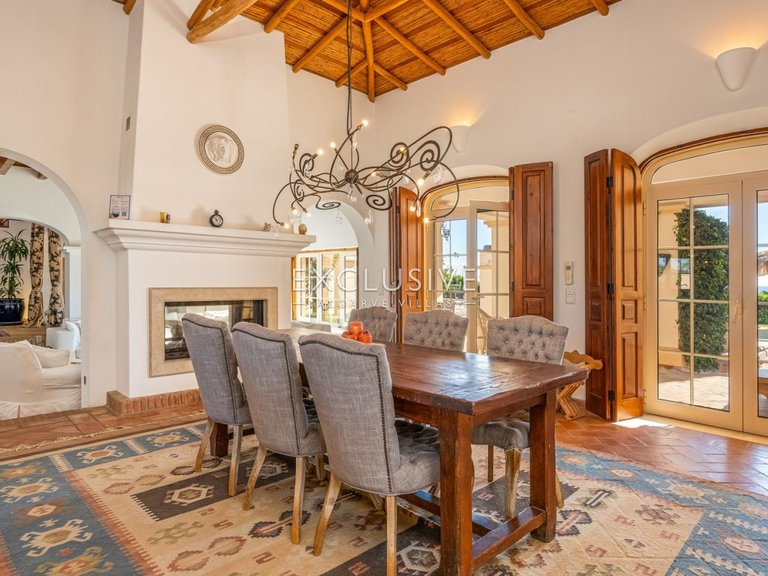 Villa for Sale in Lagos, Algarve 5