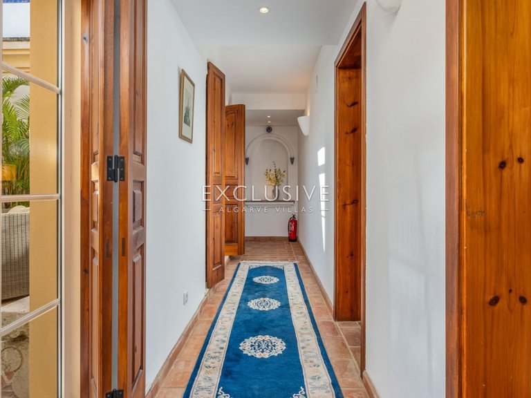 Villa for Sale in Lagos, Algarve 7