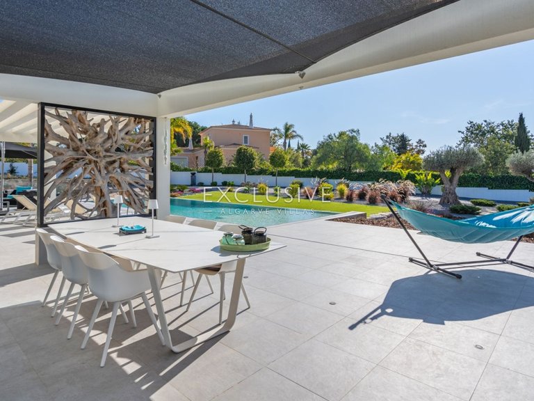Villa for Sale in Carvoeiro, Algarve 19