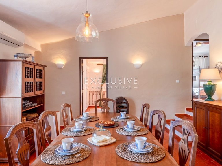 Villa for Sale in Alvor, Algarve 8
