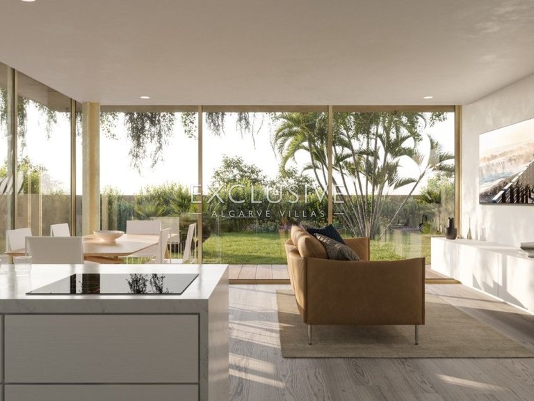 Town House for Sale in Praia Da Luz, Algarve 17