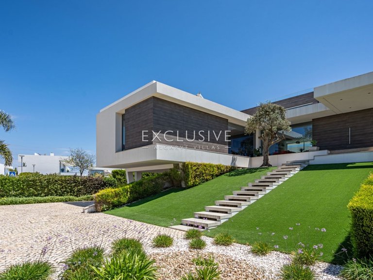 Villa for Sale in Lagos, Algarve 18