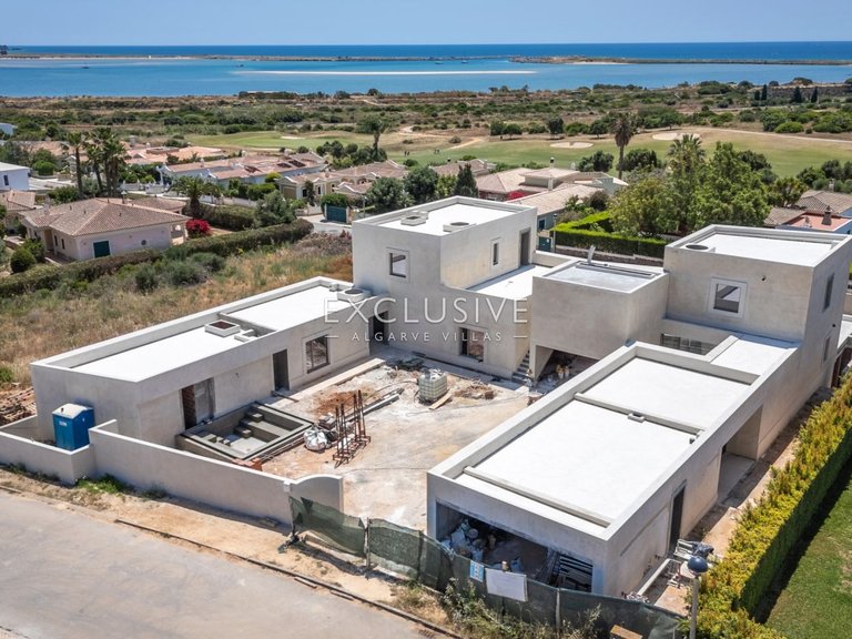 Villa for Sale in Lagos, Algarve 8