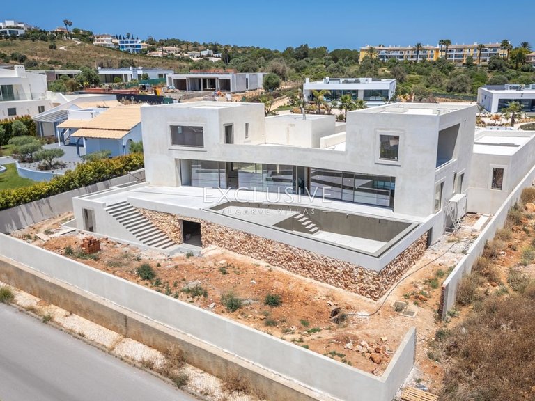 Villa for Sale in Lagos, Algarve 5
