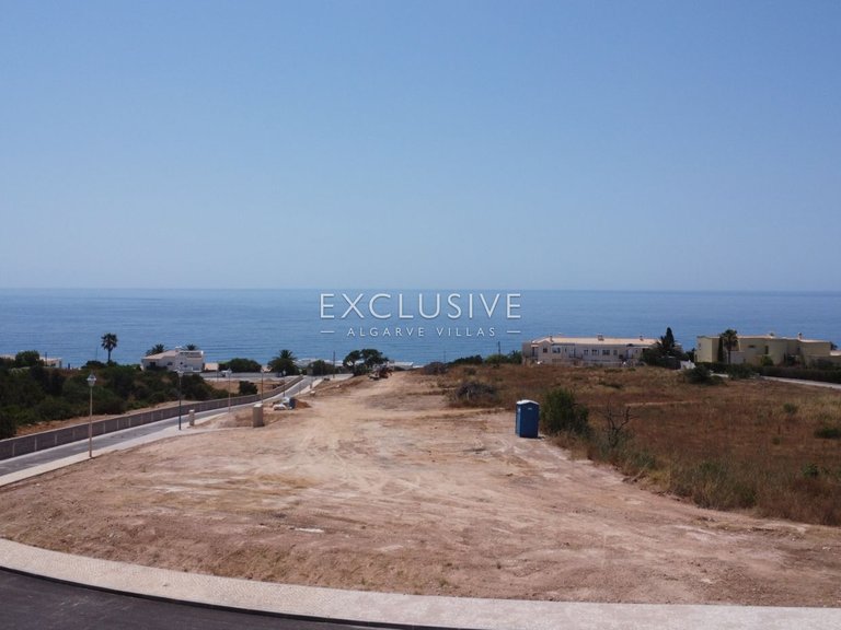 Plot for Sale in Praia Da Luz, Algarve 17