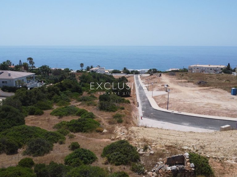 Plot for Sale in Praia Da Luz, Algarve 16