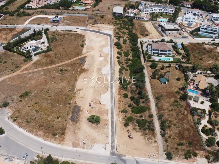 Plot for Sale in Praia Da Luz, Algarve 7