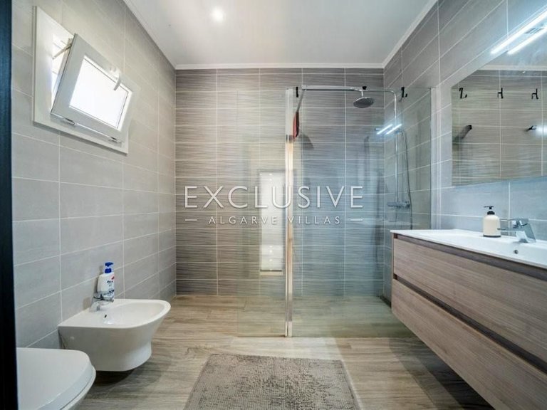 Villa for Sale in Alvor, Algarve 26