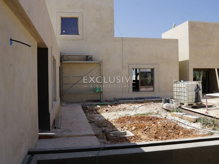 Villa for Sale in Lagos, Algarve 17
