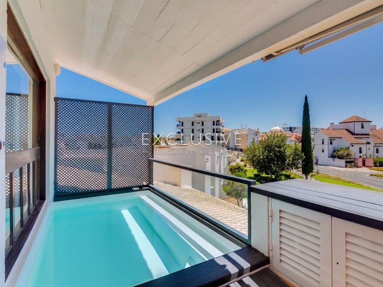 Apartment for Sale in Quarteira, Algarve 8