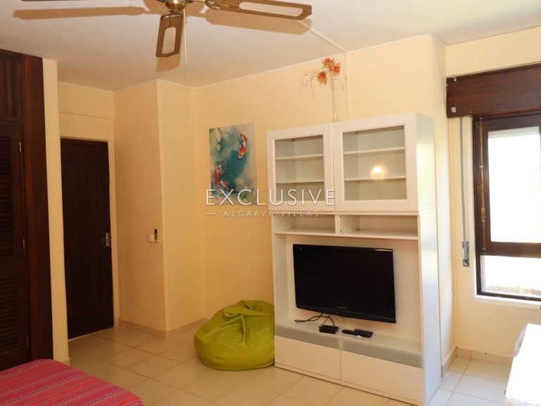 Apartment for Sale in Quarteira, Algarve 11