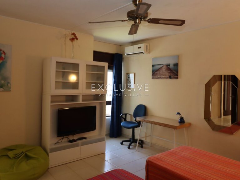 Apartment for Sale in Quarteira, Algarve 12