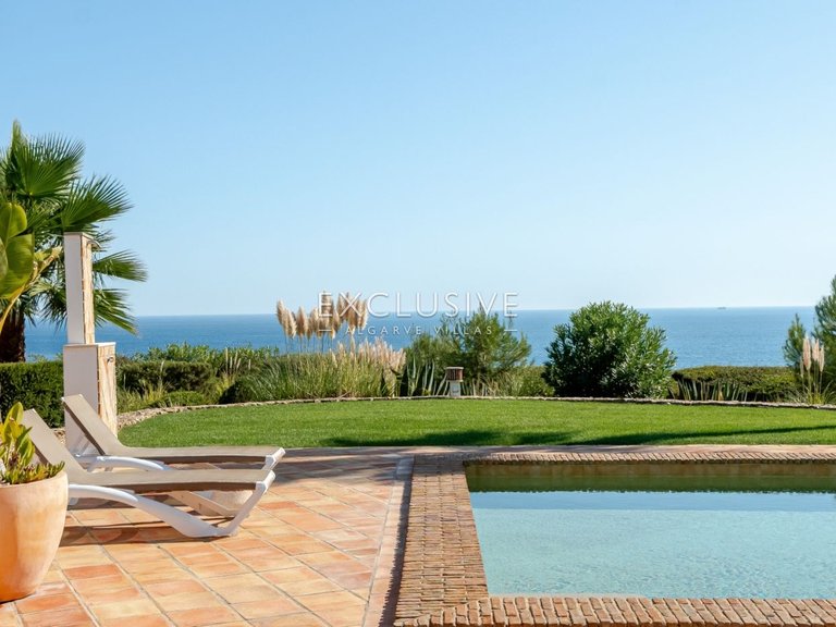 Villa for Sale in Carvoeiro, Algarve 18
