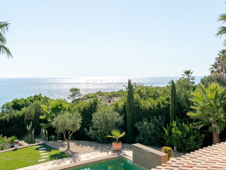 Villa for Sale in Carvoeiro, Algarve 28