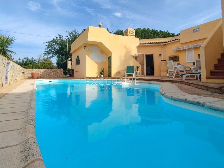 Villa for Sale in Silves, Algarve 34