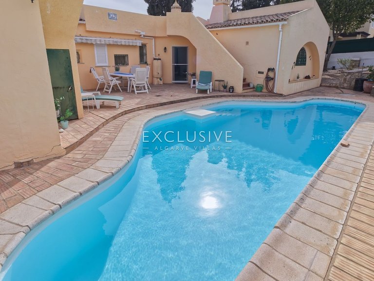 Villa for Sale in Silves, Algarve 30