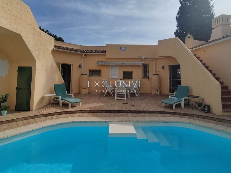 Villa for Sale in Silves, Algarve 24