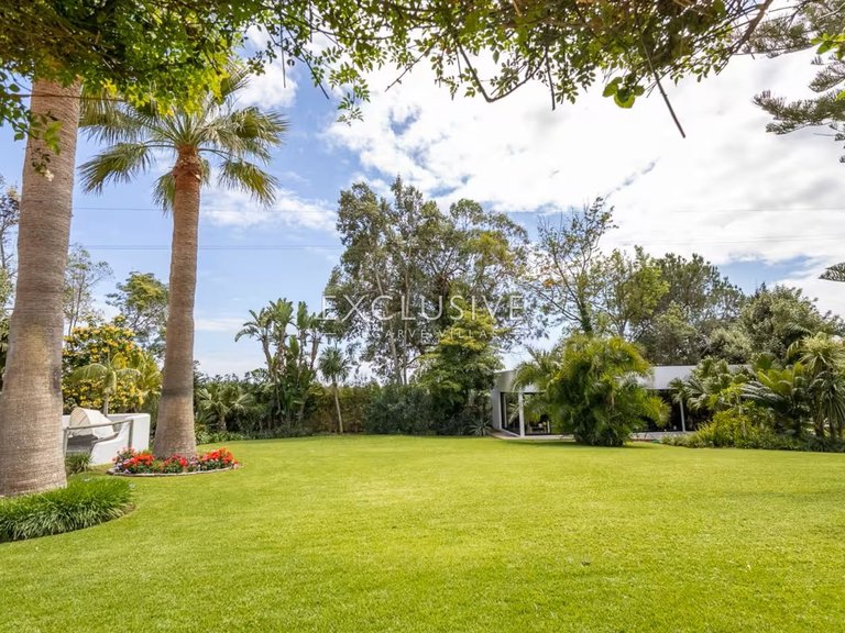 Villa for Sale in PortimÃo, Algarve 5