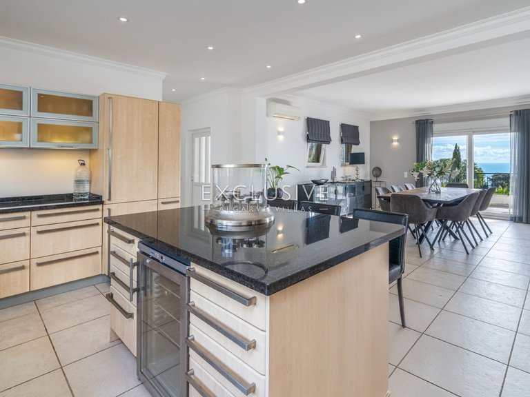 Villa for Sale in Praia Da Luz, Algarve 10
