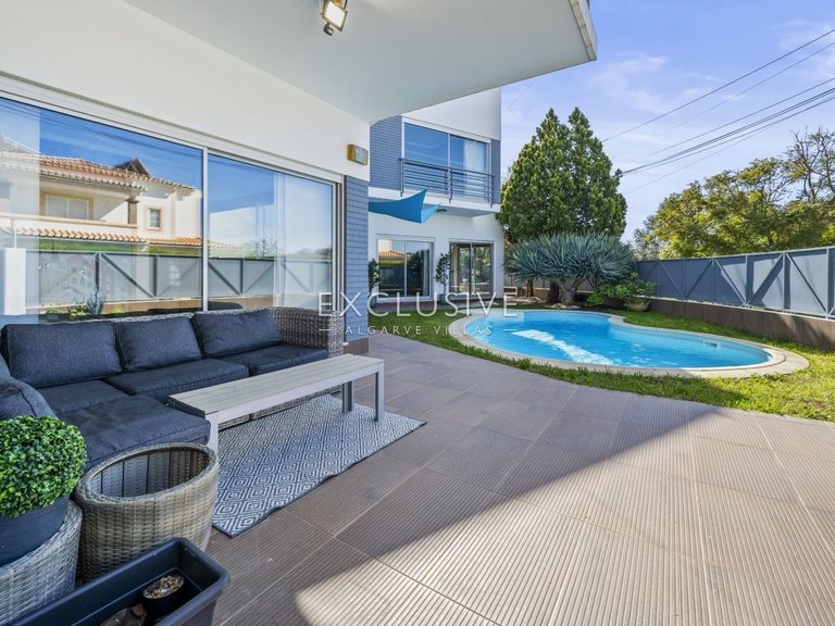 Villa for Sale in Alvor, Algarve 2