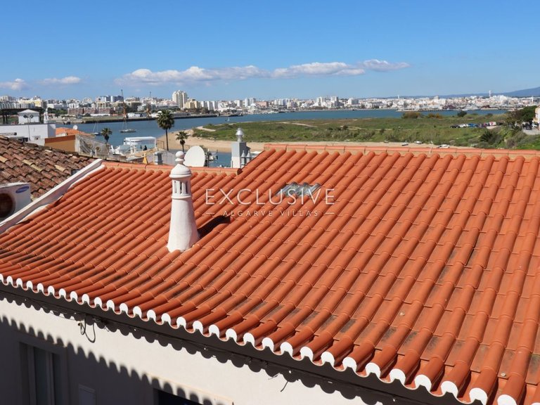 Villa for Sale in Ferragudo, Algarve 22