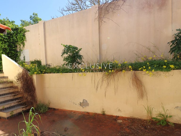 Villa for Sale in Ferragudo, Algarve 19