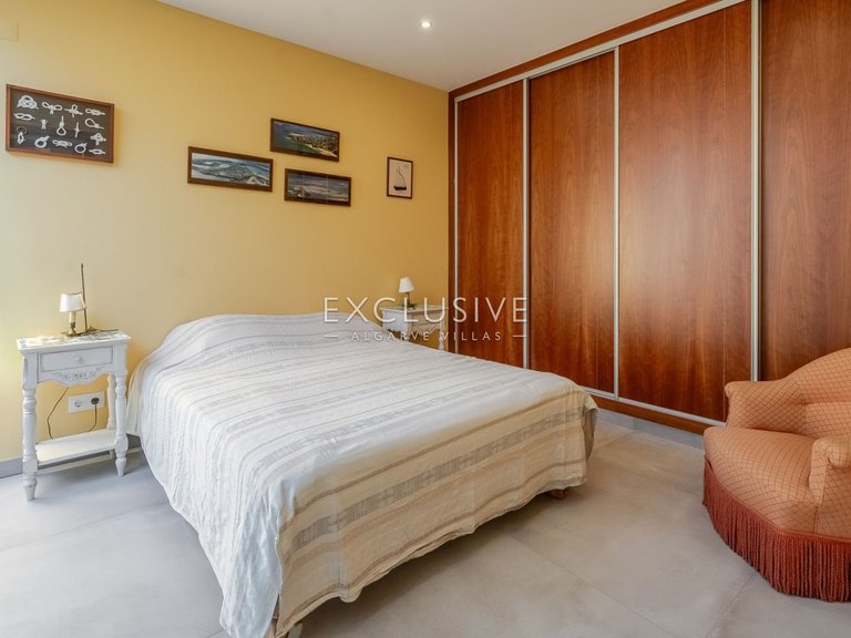 Villa for Sale in Carvoeiro, Algarve 24