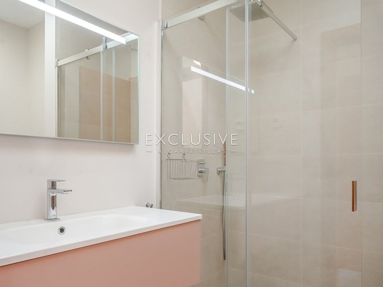 Villa for Sale in Carvoeiro, Algarve 27