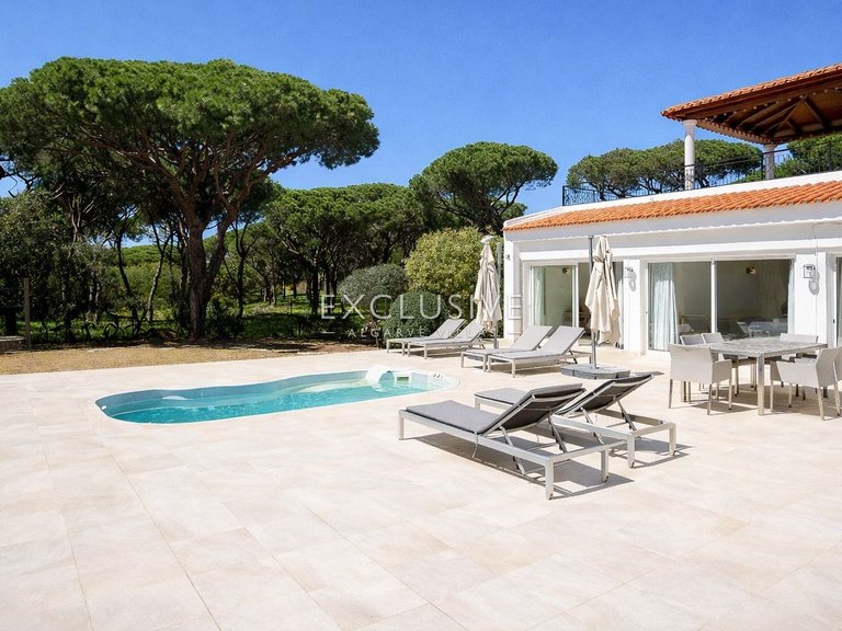 Villa for Sale in Quarteira, Algarve 20
