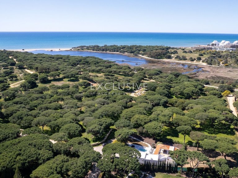 Villa for Sale in Quarteira, Algarve 29