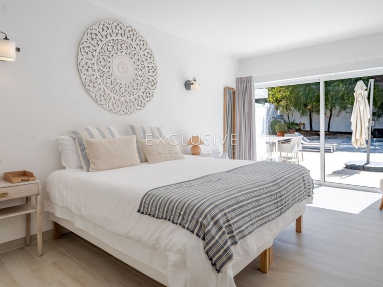 Villa for Sale in Quarteira, Algarve 21