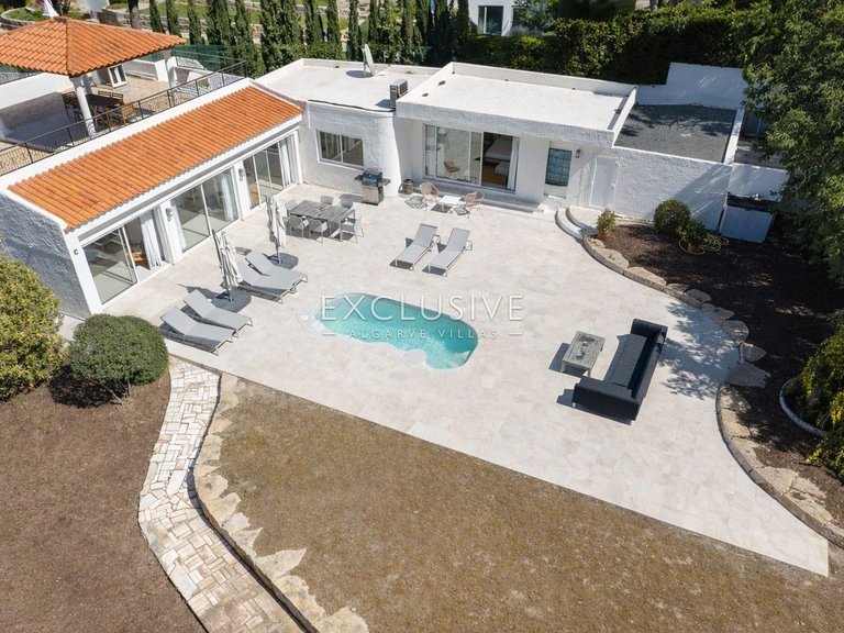 Villa for Sale in Quarteira, Algarve 24