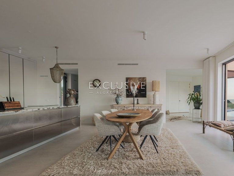 Villa for Sale in Lagos, Algarve 20