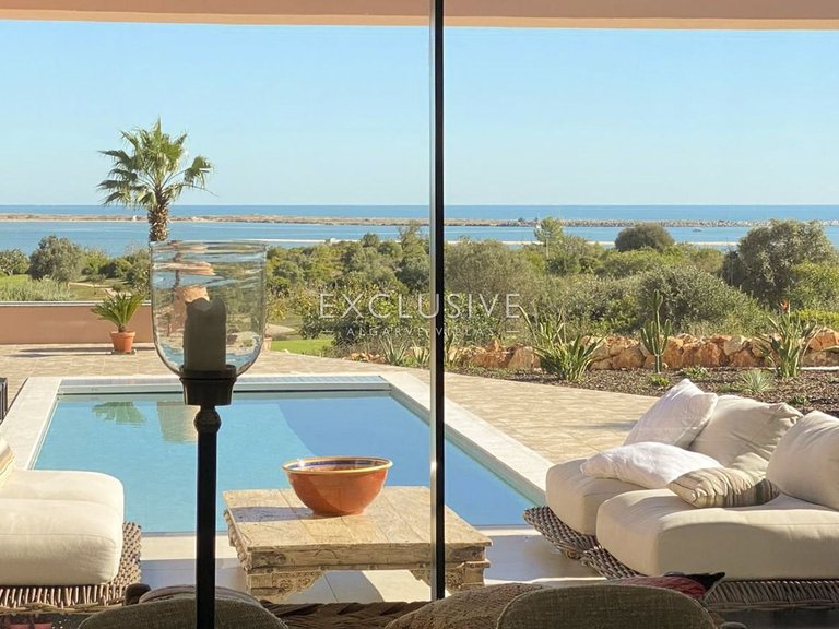 Villa for Sale in Lagos, Algarve 6