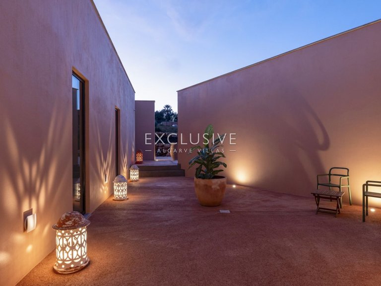 Villa for Sale in Lagos, Algarve 33