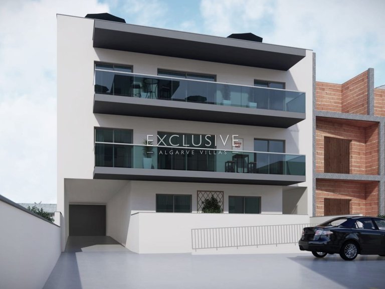 Apartment for Sale in Quarteira, Algarve 1