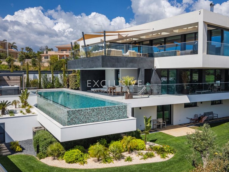 Villa for Sale in Lagos, Algarve 41
