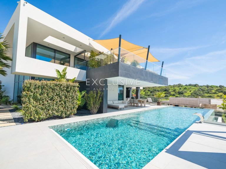 Villa for Sale in Lagos, Algarve 27