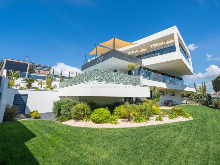 Villa for Sale in Lagos, Algarve 28