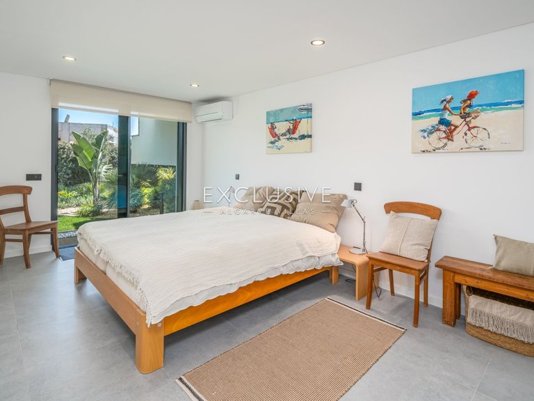 Villa for Sale in Lagos, Algarve 33