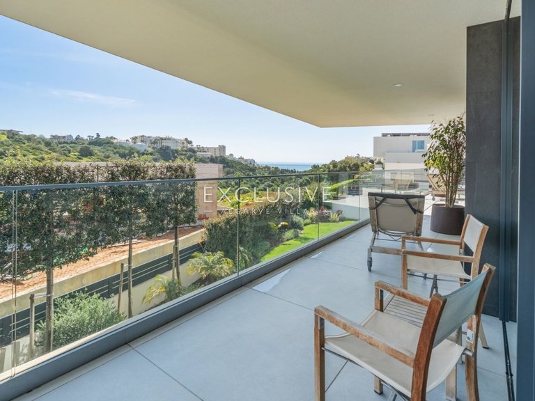 Villa for Sale in Lagos, Algarve 21